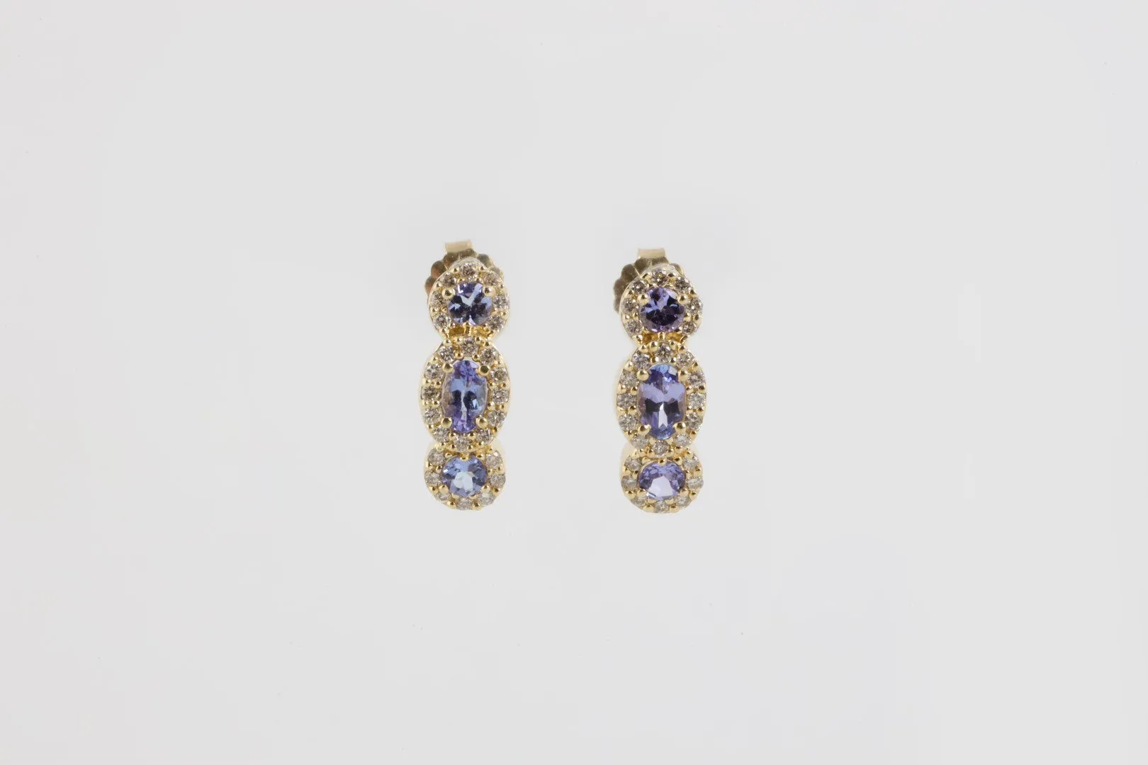 14k Yellow Gold 0.52tcw Diamond 1.42tcw Tanzanite Half Hoop Earrings (4.78g)