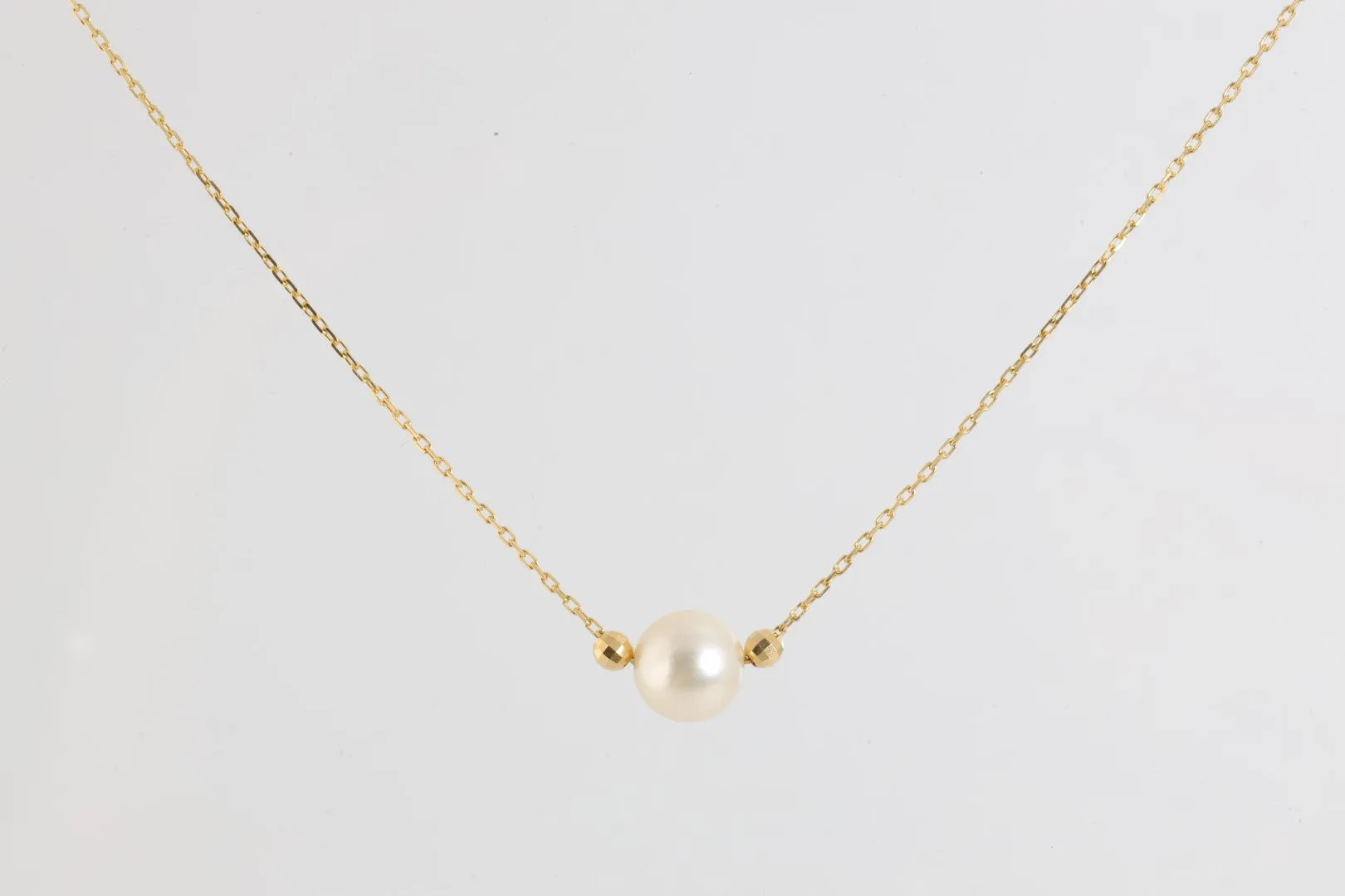 16" 18k Yellow Gold Pearl Necklace (2.51g.)