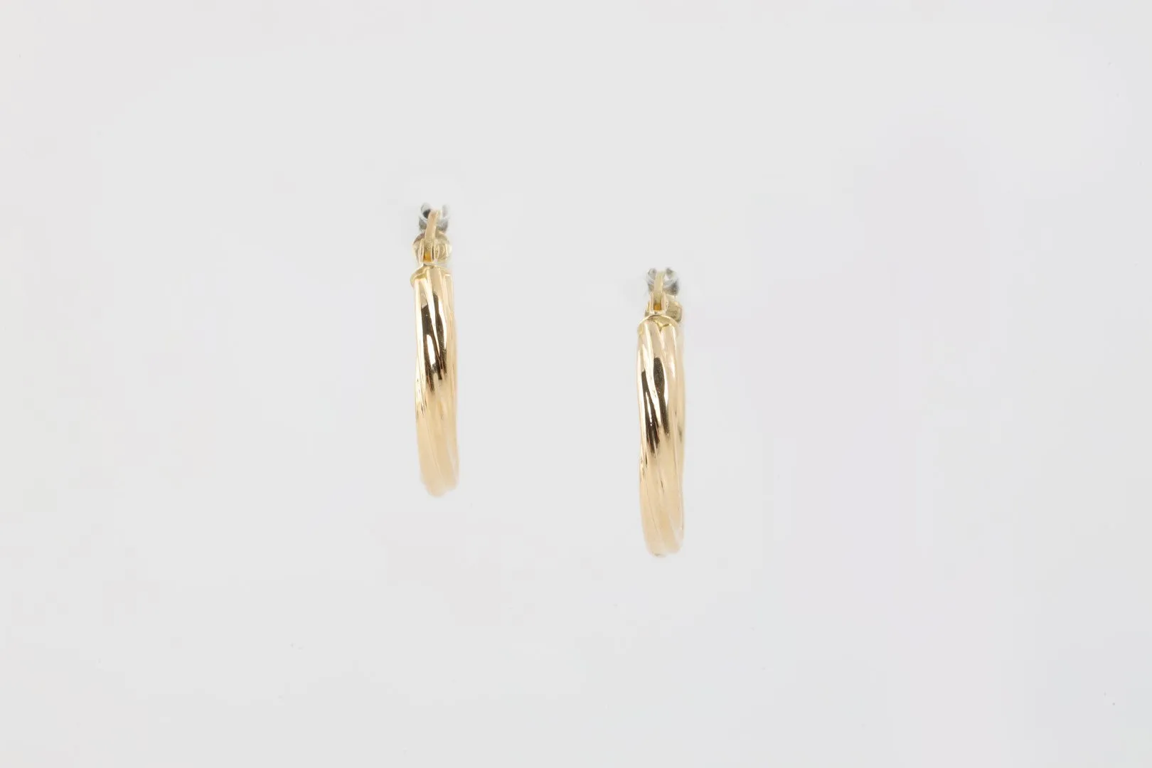 18k Yellow Gold Hoop Earrings (1.91g.)