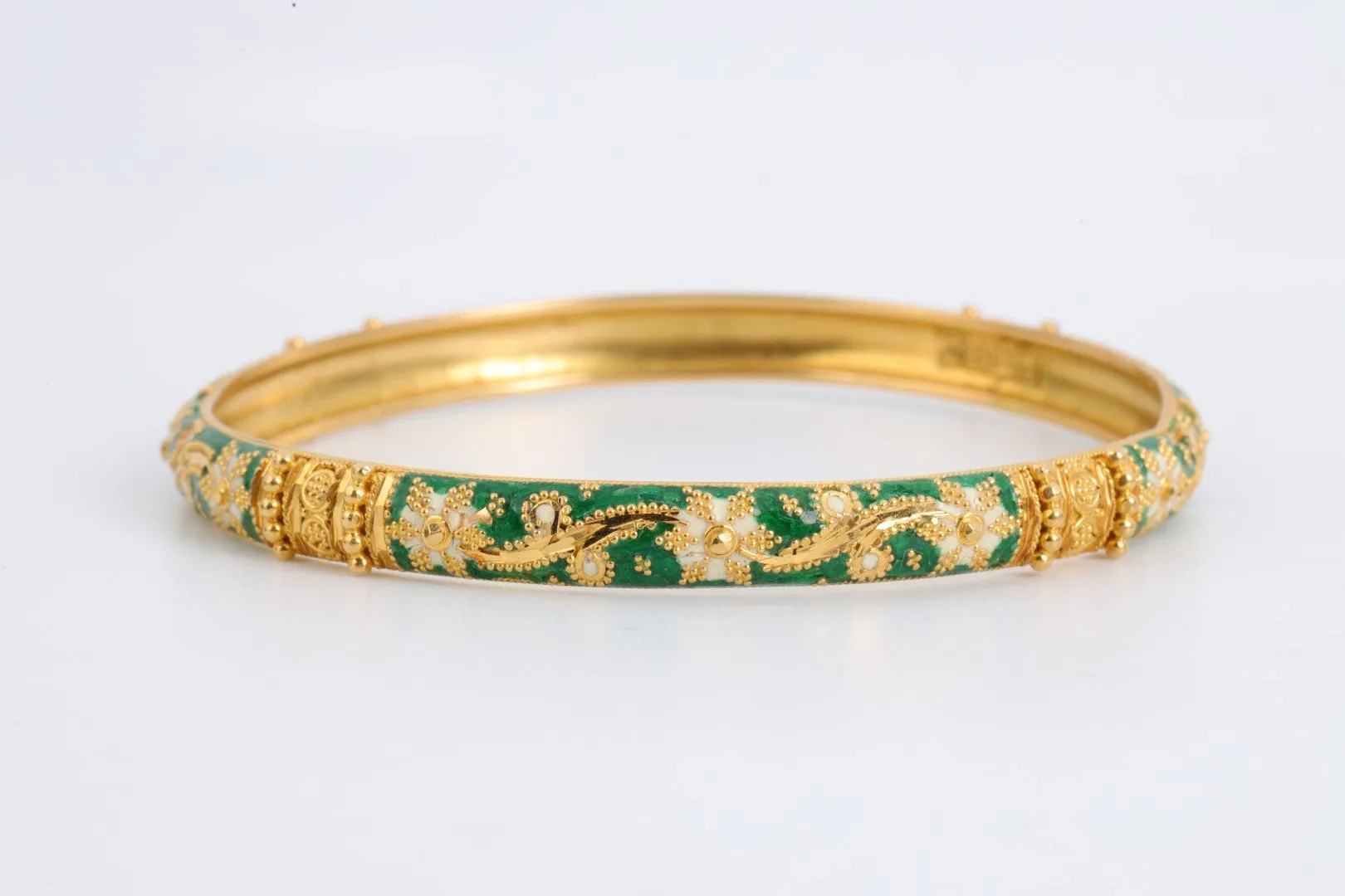 7.5" 22k Yellow Gold Green Enamel Bangle Bracelet (12.83g.)