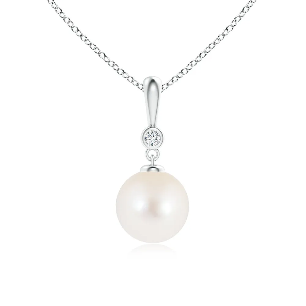 8mm Classic Freshwater Cultured Pearl Drop Pendant with Moissanite