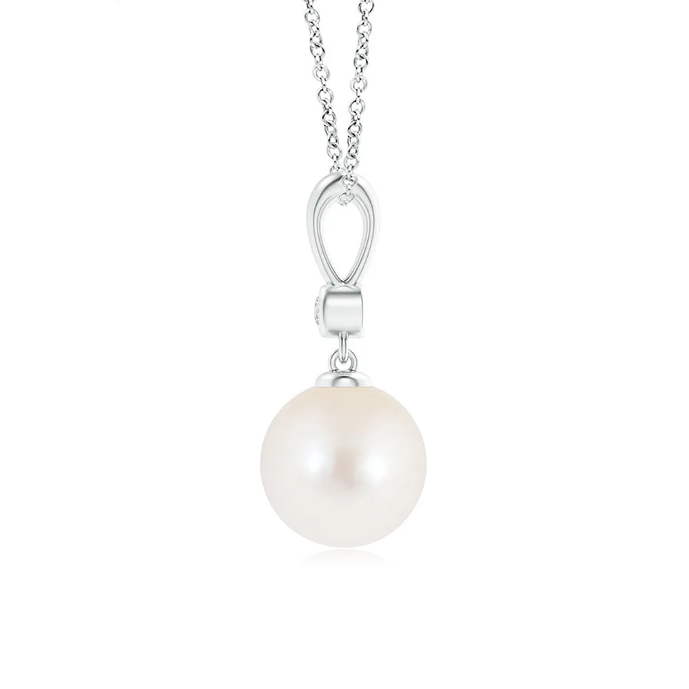 8mm Classic Freshwater Cultured Pearl Drop Pendant with Moissanite