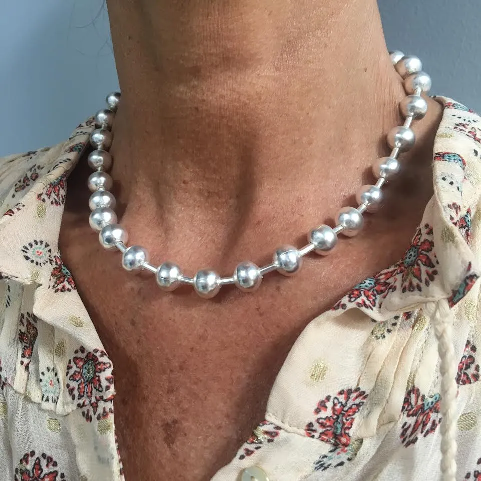 Beaded necklace