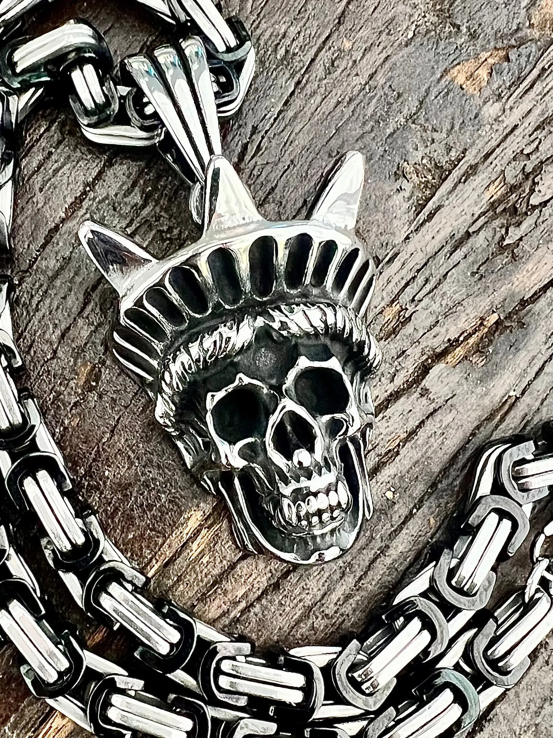 Bone Crusher - Lady Liberty Pendant - Necklace (835)