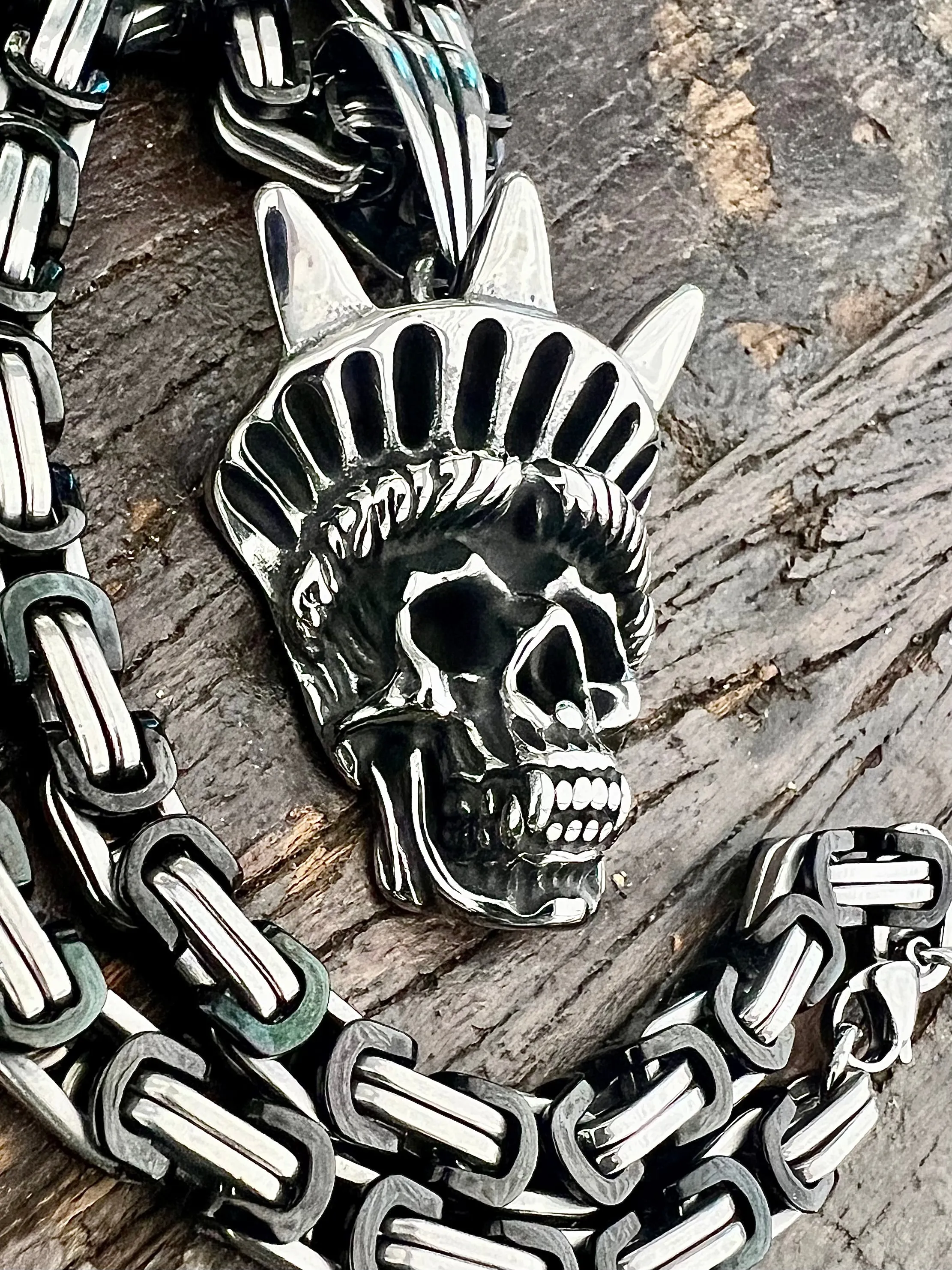 Bone Crusher - Lady Liberty Pendant - Necklace (835)