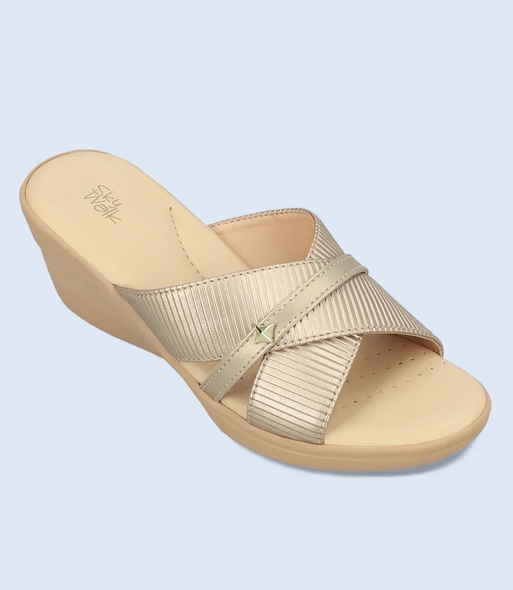 BW9264-GOLDEN-Women Comfort Slipper