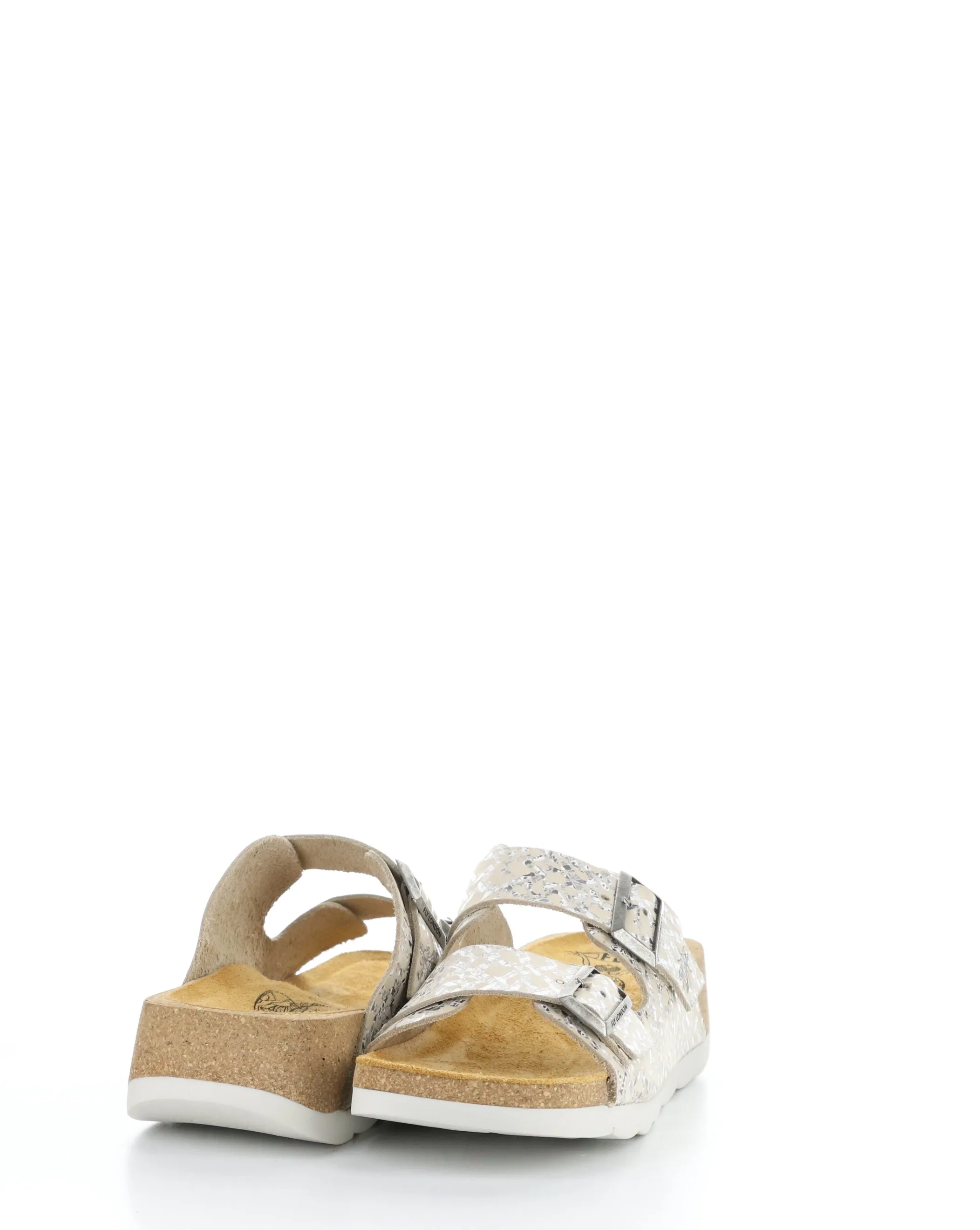 CAJA721FLY 017 WHITE Slip-on Sandals