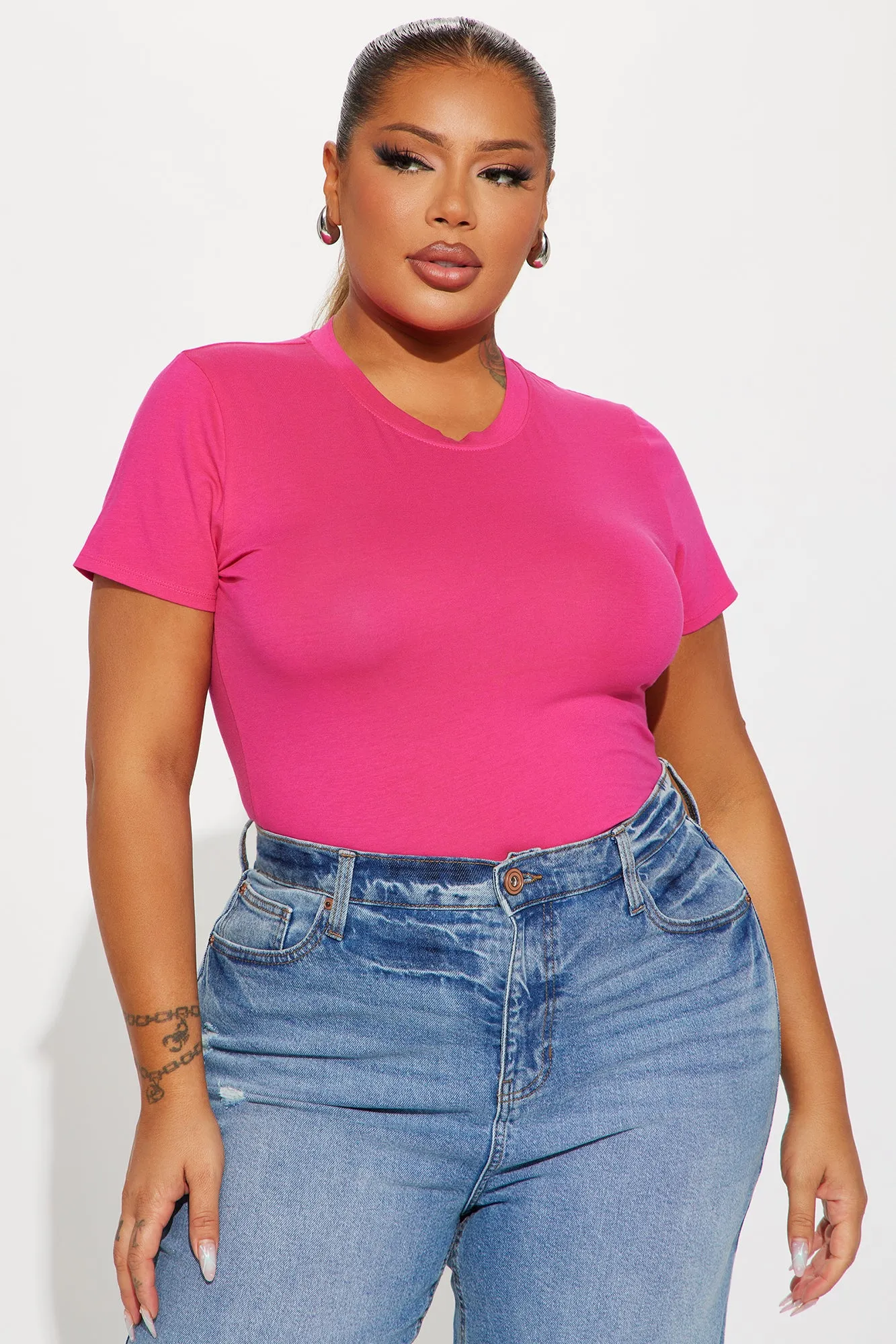 Camilla Classic Fit Crew Neck Tee - Magenta