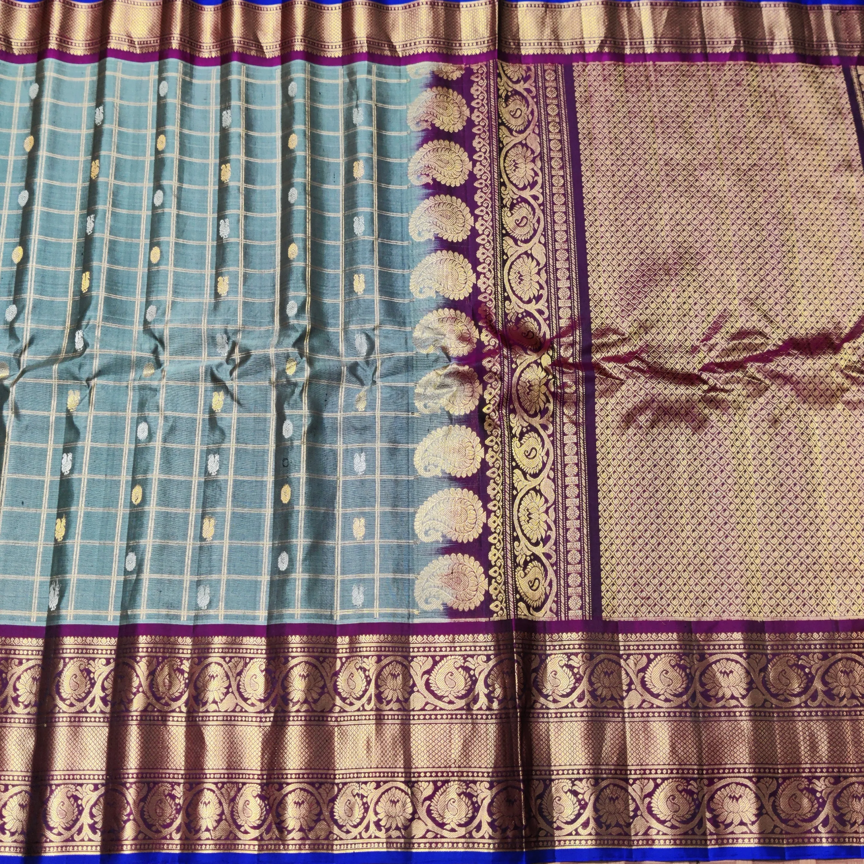 Gadwal Puresilk check sarees - GPS54