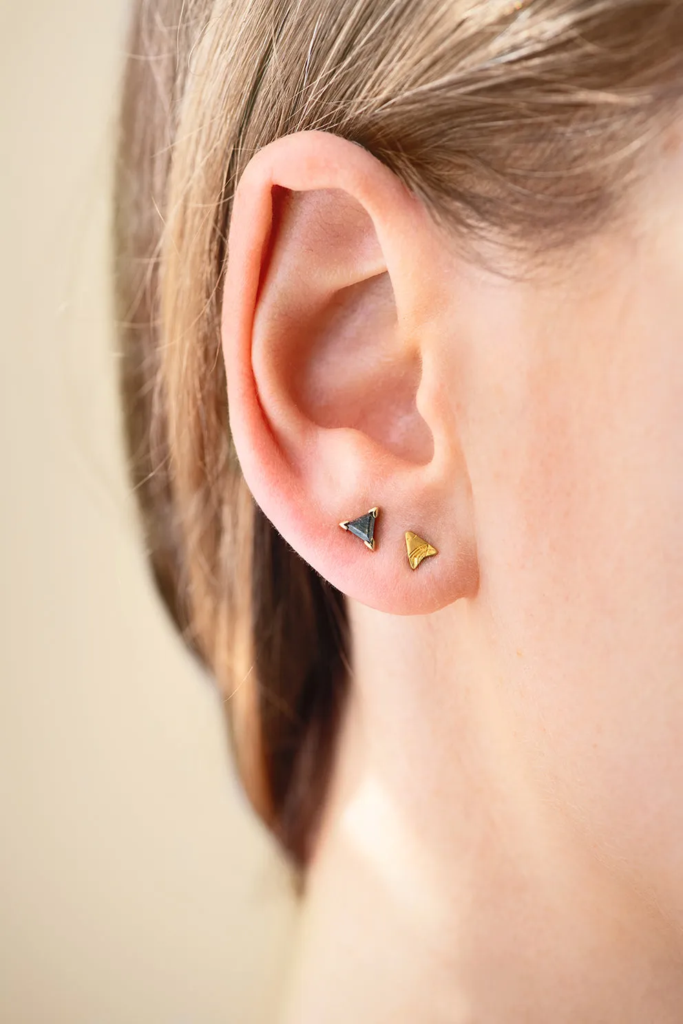 Gold Stud Earrings - Arrow Earring