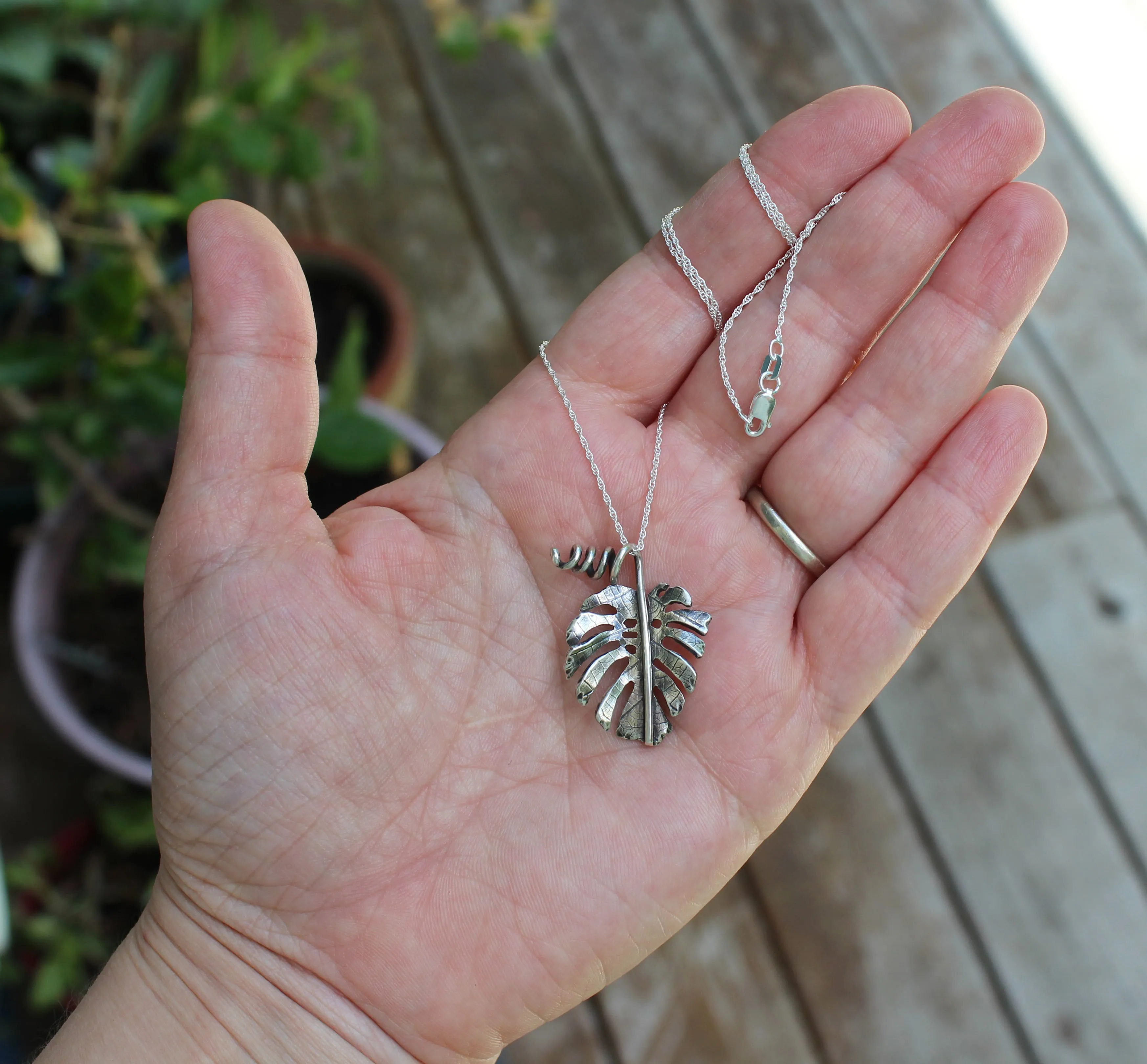 Monstera Deliciosa Necklace