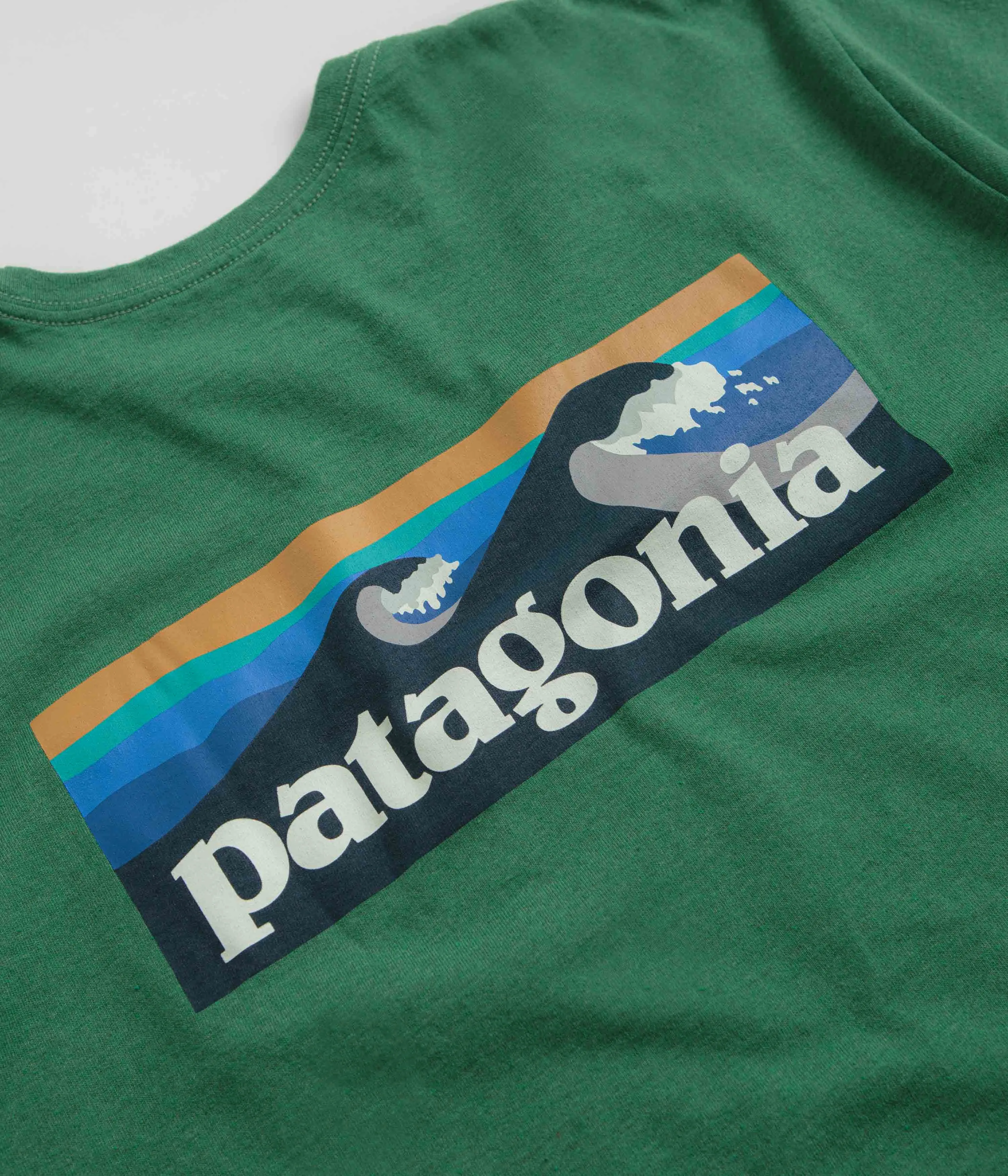 Patagonia Boardshort Logo Pocket Responsibili-Tee T-Shirt - Gather Green