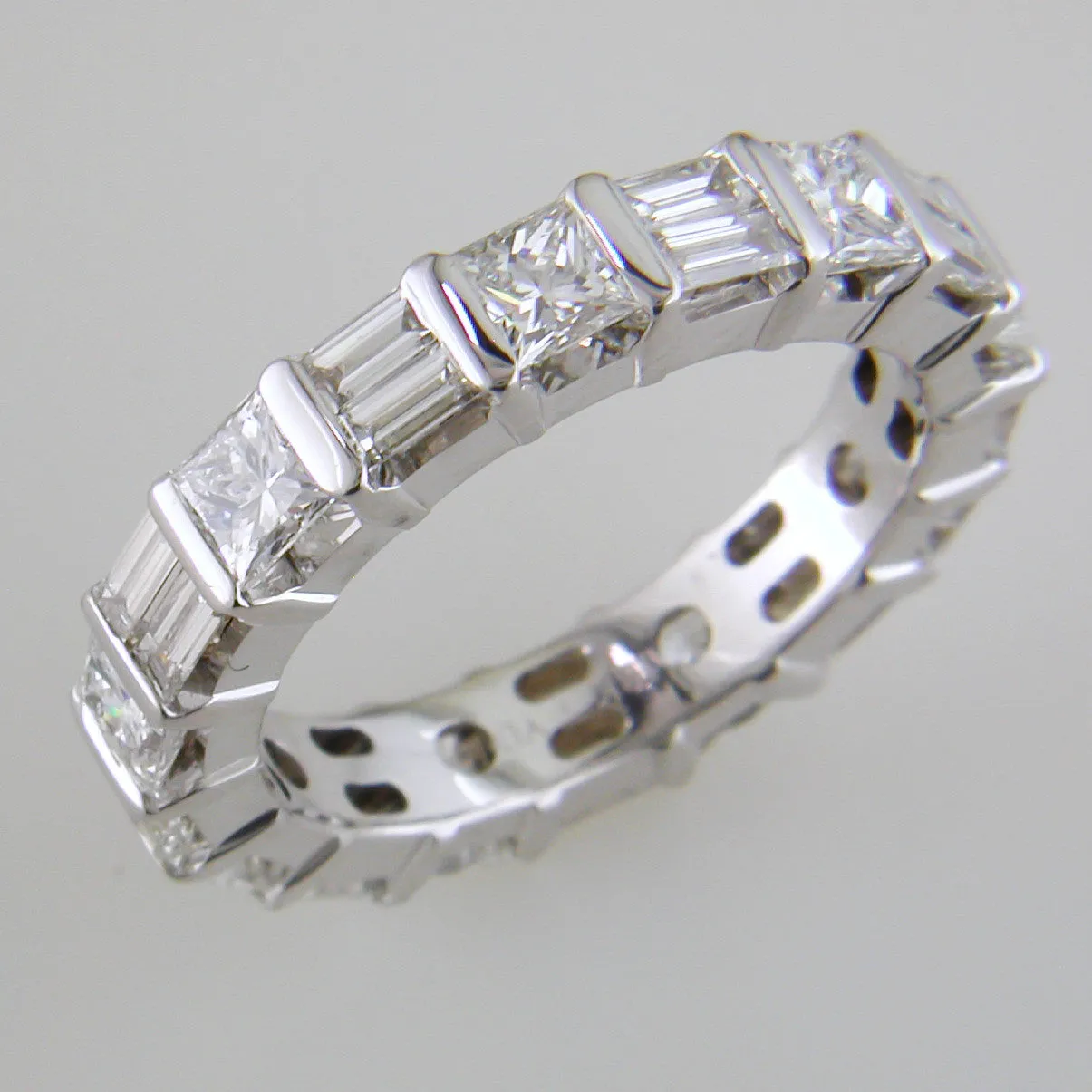 Princess Cut & Alternating Straight Diamond Baguette 18K White Gold Ring Stackable Band 3.00 carats