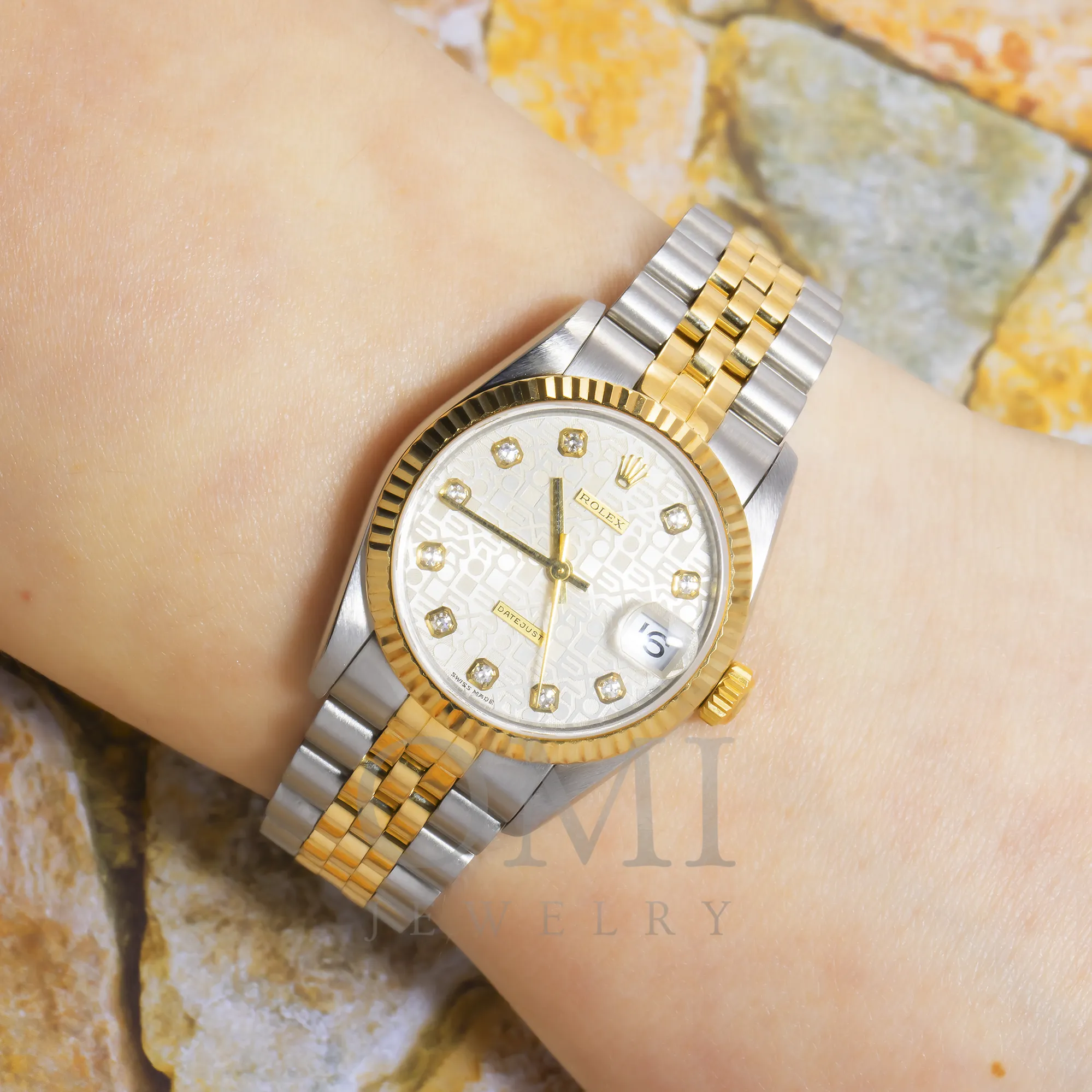 ROLEX LADY-DATEJUST 78273 31MM WHITE DIAMOND DIAL WITH TWO TONE JUBILEE BRACELET.