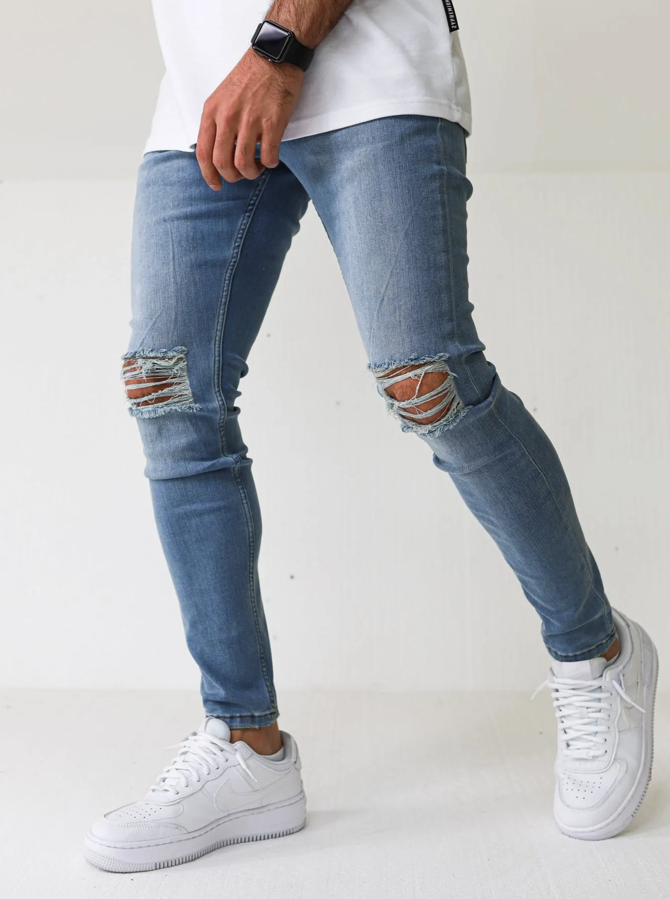 Vintage Blue Knee Ripped Jeans